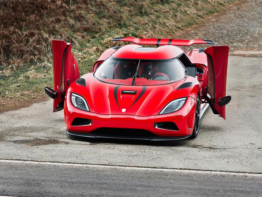  Koenigsegg Agera R 2011 года  (фото 7 из 21)